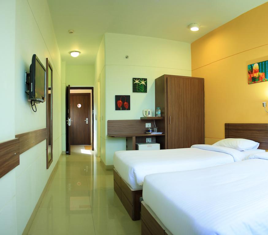 Hotel Faridabad Exterior foto